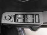 当社は購入後のアフターケアを大切にしております。納車後、1ヶ月無料点検、半年ごとにあんしん点検、12ヶ月法定点検の誘致をします。また車検までの点検をセットにした『ワンダフルパスポート』を販売中です。