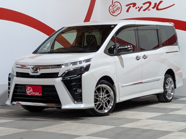 ヴォクシー 2.0 ZS 煌II 4WD