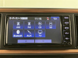 いまや必須装備「ナビゲーション」搭載!知らない場所にスイスイッとドライブ。もう、これなしではハンドルを握れませんね!でも運転中の操作は危険ですのでご注意ですね☆