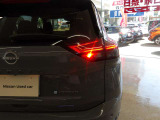 悪天候の必需品バックフォグ装備車