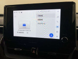 【ドライブレコーダー(前後方)】車載カメラの映像を内蔵メモリに録画。別のカメラを後付けすることなく映像を記録できます。録画した映像は、ディスプレイオーディオで確認可能!機能の詳細は展示店舗まで。