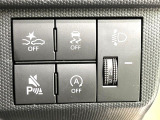 【クリアランスソナー】バンパーに付いたセンサーが障害物を検知!一定の距離に近づくとアラートで教えてくれます♪狭い駐車スペースや車庫入れ時も安心ですね☆