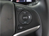 ◆アダプティブクルーズコントロール◆予め設定した車速内でクルマが自動的に加減速。前走車との適切な車間距離を維持しながら追従走行します。【LKAS】車線維持支援システムでステアリング操作を支援。