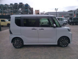 スライドドアは、開口部が広く乗降性の良いお車です