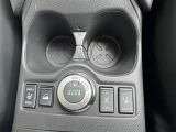 あらゆる路面に対応する電子制御4WDシステム☆滑りやすい路面でも安定した走りを実現☆運転席&助手席&後席のシートヒーター機能付き!!♪