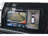 全周囲モニター付で、車庫入れも駐車もラクラクです。