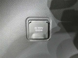 【アクセサリーコンセント(AC100V・1500W)】・・・AC100Vで最大消費電力1500W以下の電気製品を使用できます。災害時に電力が必要なとき給電ができます。