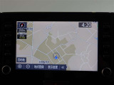 ディスプレイオーディオを装備。スマホとクルマをつなぐことで、これまでのナビに加えて、いろんなサービスが楽しめます