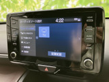 様々な情報を分かりやすく表示するモニター。車両情報や設定変更もスムーズに行えます。運転に集中しながら、必要な情報を確認できます。
