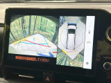 【パノラミックビューモニター】専用のカメラにより、上から見下ろしたような視点で360度クルマの周囲を確認することができます☆死角部分も確認しやすく、狭い場所での切り返しや駐車もスムーズに行えます。