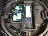 ラゲージスペースの下に、パンク修理キットを装備!万が一の緊急時も安心です!