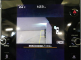 サイドビューカメラは、狭い道路での走行や左側への寄せに活躍。周囲の状況をしっかり確認でき、安全性を高める便利な機能です。