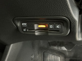 いまや快適なカーライフに欠かせないETCが付いています。