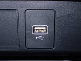 USBをさすことができます!現代的な装備!!