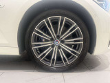 サービスにはドイツ本国と同様に教育と訓練を受け、BMWを知り尽くした「マイスター」が数多く在籍しております。360度による納車前点検整備で、お客様に安心と安全をお届けいたします。