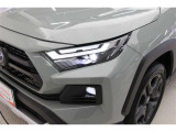 LEDヘッドライトです。デザイン性がよくとても明るいので、夜間の走行や悪天候でも安心です。しかも長寿命!