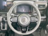 【純正革巻きステアリング】上質な革を使用することで、手にしっかり馴染みとても運転しやすいハンドルです♪