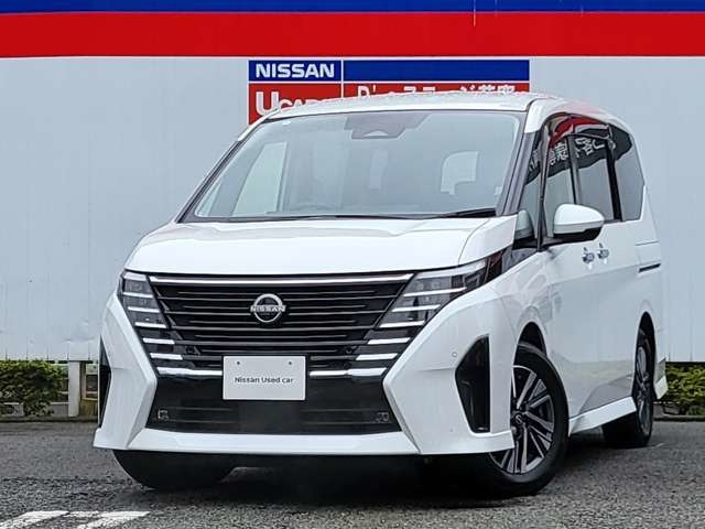 セレナ 1.4 e-POWER ハイウェイスターV 