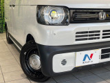 【LEDヘッドライト】悪天候や夜間走行時も良好な視界を確保し安心して運転できる高輝度LEDヘッドライトを装備!点灯速度が早く、消費電力も抑えられています。