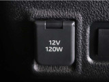 充電用USB端子付き。スマートフォン等の充電に便利です。