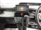 中古車は一物一価、同じようなお車でも、整備状況、外内装の状態など様々です。