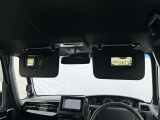 ★ミラー付きのサンバイザーが装備されています!