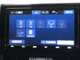 ラジオ、フルセグテレビ、CD再生、DVD再生、SD再生(音楽/動画)、SD録音(別途SDカードが必要です)、Bluetoothオーディオが使用可能です。詳しい仕様については展示店舗までお尋ねください。