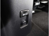 非常時やキャンプなどに役立つAC100Vコンセント付きです。