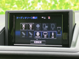 高音質なオーディオシステムで、車内をコンサートホールのような空間に。お気に入りの音楽を楽しみながら、快適なドライブを。