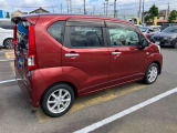 雹による凹みがありますが、その分価格がお買い求めやすくなっております。状態は担当営業までお申しつけ下さい。