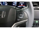 Hondaセンシングの機能のひとつ、アダプティブクルーズコントロール付!アクセルから足を離しても設定したスピードと前車との車間を保ち走行してくれます!車線維持もアシスト☆高速道路で疲労軽減ですね☆