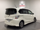 【Honda認定中古車 U-Select】 は3つの安心をお約束します。 1 Hondaのプロが整備した安心。 2 第三者機関がチェックした安心。 3 購入後もHondaが保証する安心。