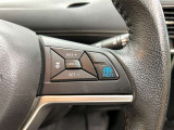 【レーダークルーズコントロール】ミリ波レーダーが車間距離を測って設定車速内で車速に比例した車間距離を保ちながら追従走行する装置で近づきすぎたときは自動でブレーキし、離れすぎたときには自動増速もする。