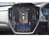 マルチビューモニターは車両の前後左右に搭載された4つのカメラ映像を合成し車両を真上から見てるような映像を11.6インチディスプレイに表示する機能です