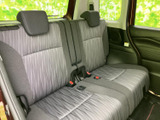ゆったりとした居住空間で、リラックスした車内時間を過ごせます。家族や友人と快適なドライブを楽しめます。