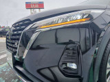 LEDヘッドライト LEDフォグランプ 夜間の道路を明るく照らします!