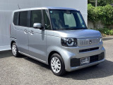 ご覧のように綺麗にクリーニングされており、とてもキレイなボディですよ。外装はもちろん内装も綺麗です。