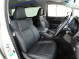 長時間の運転でも疲れにくいシートです。