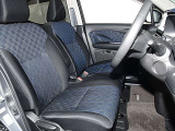 運転席まわりです。実際に座ってみて乗り心地を体感してみて下さい。