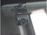 ドライブレコーダー装備!走行中は常時録画を行っているので、万が一の際の映像記録や旅の思い出としても映像を記録してくれます!