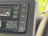 シンプルで視認性の高いオーディオ画面。操作も簡単で、運転中でも気を散らすことなく操作できます。