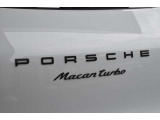 ポルシェ マカンターボ V6 3.6Lツインターボの軽快な走りをお楽しみ頂けます。