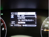とっても見やすいメーターです。夜間時はラグジュアリーな気分にさせてくれる照明が魅力ですので、夜のドライブも楽しみになりますよ♪