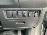 運転席回りのスイッチ類です。