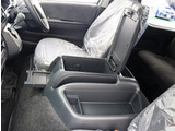 【車屋】として、長く車業界に従事した経験豊富なスタッフが在籍しております。