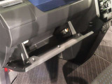 助手席前のグローブボックス