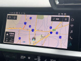 ●MMIナビゲーション『高解像度カラーディスプレイに、Bluetooth(R)接続によるハンズフリー通話機能を搭載しています。』
