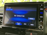 クリアな発色のモニター画面で、様々な情報を確認できます。車両設定や運転支援機能の操作もスムーズに行え、安全な運転をサポートします。