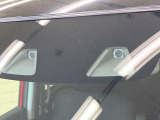 【スズキ セーフティサポート】走行中に前方の車両等を認識し、衝突しそうな時は警報とブレーキで衝突回避と被害軽減をアシスト。より安全にドライブをお楽しみいただけます。