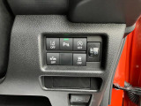 軽とは思えないほどの豊富な装備も魅力的!各機能の切り替えボタンは運転席から操作ラクラク。